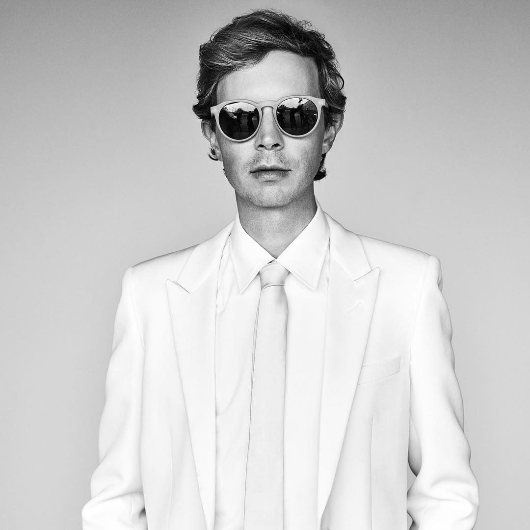 Beck Rilis Video Klip Baru 'Wow'