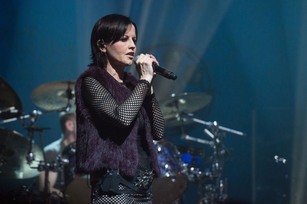 Musisi Dunia Hormati Dolores O'Riordan