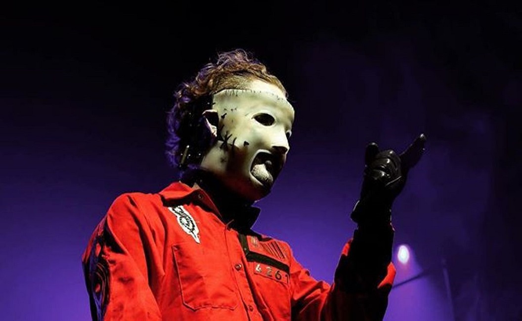 Vokalis Slipknot Bermain Film Horror